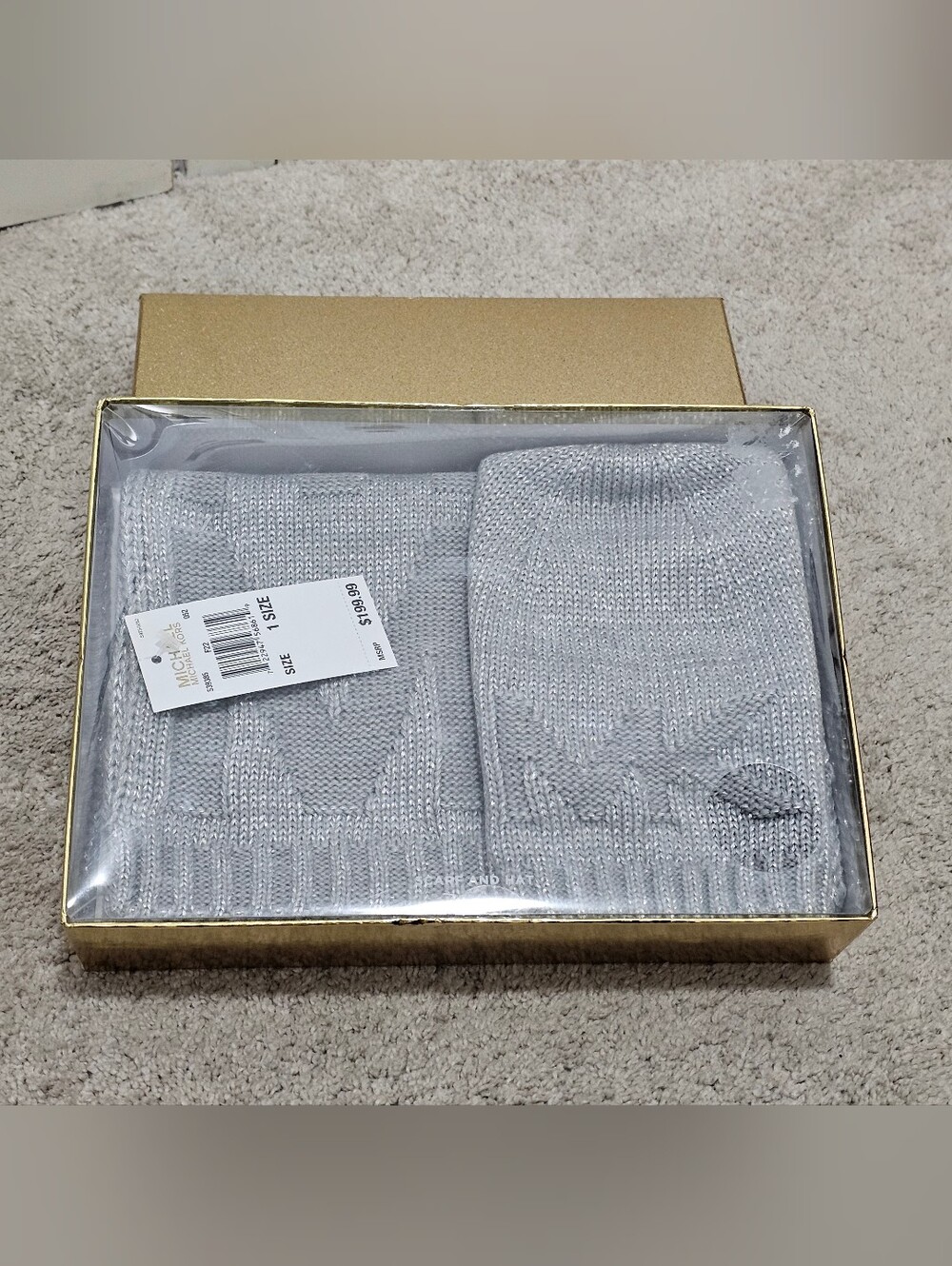 Authentic Michael Kors Cozy Knit Beanie and Scarf Set - Gray